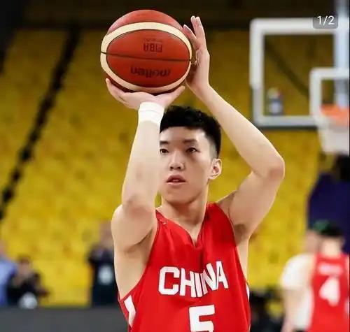 中国男篮昨晚在世界杯预选赛亚洲区比赛中主场76比80不敌老对手韩国队。比赛从一