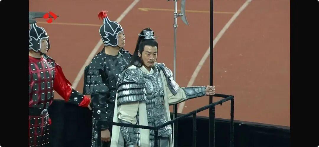 "我项羽回来啦！"何润东战甲战车现身宿迁，现场燃炸了战鼓擂动，战旗飘扬，骏马