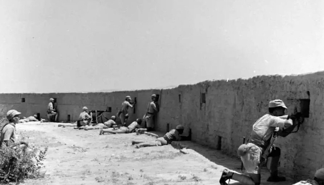1944年5月，面对7万日寇的围攻，29师师长奉命“撤离阵地”。师长烧毁军旗，身