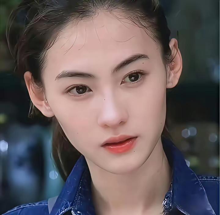 你给我说这个张柏芝？这是多么想不开脸上进行打针，后遗症出来了吧