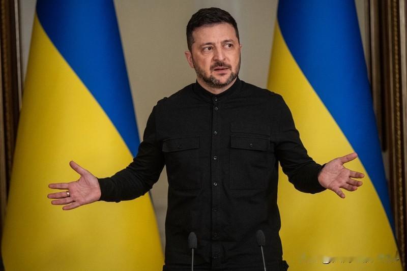 泽连斯基为何亲赴前线嘉奖“亚速军”11月4日，泽连斯基在X网站发文，称亲临前线