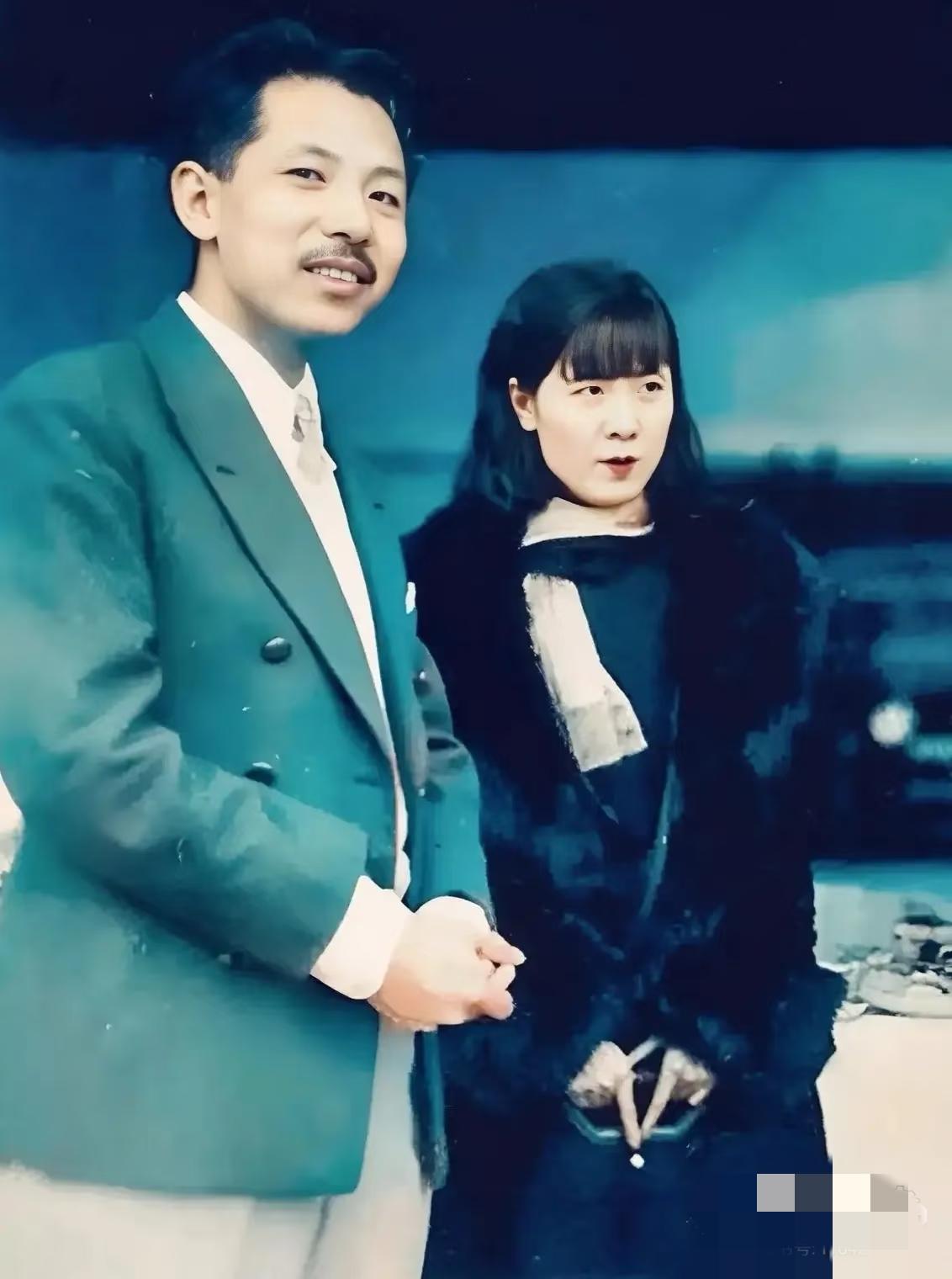 1930年，张学良和夫人于凤至的合影。此时的张学良政治生涯达到最高峰，出任中华民