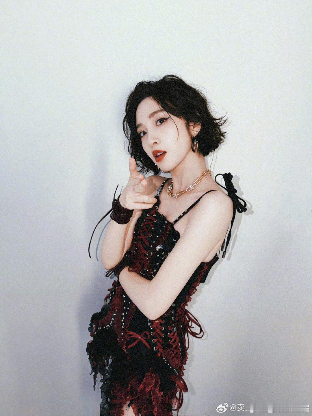 唐艺昕大大方方乘风2026要被唐艺昕圈粉了！人怎么可以这么坦率大方，真诚真的