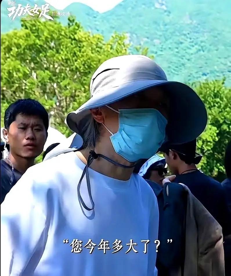 娱乐圈里最戳人的从来不是什么天价片酬的流量神话，是这对隔了九年还双向奔赴的老搭档