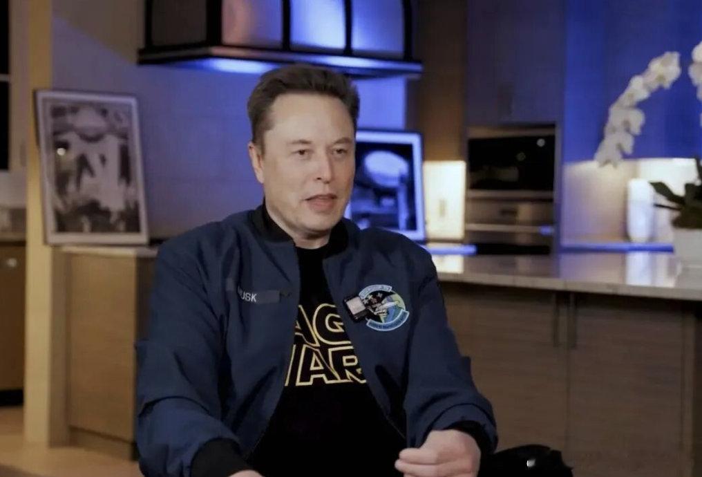 【马斯克证实钢铁侠以他为原型】斯嘉丽约翰逊在SpaceX表演过武术近日，马斯