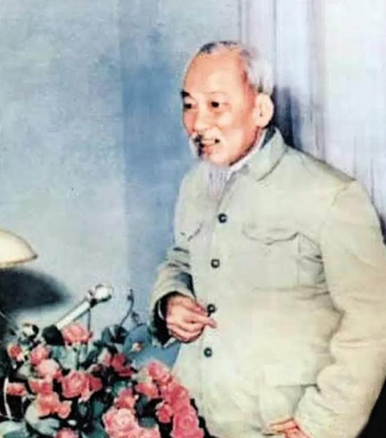 1969年，胡志明逝世，周总理严令大使不许吊唁，事后才懂，这是顶级大国智慧！