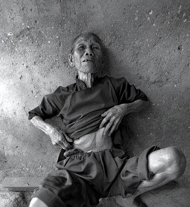 一位日本老兵的自述：南京城沦陷后，城内妇女都有着怎么样的遭遇1937年12月