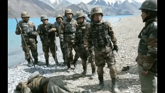 我军在班公湖俘虏了一名印度士兵