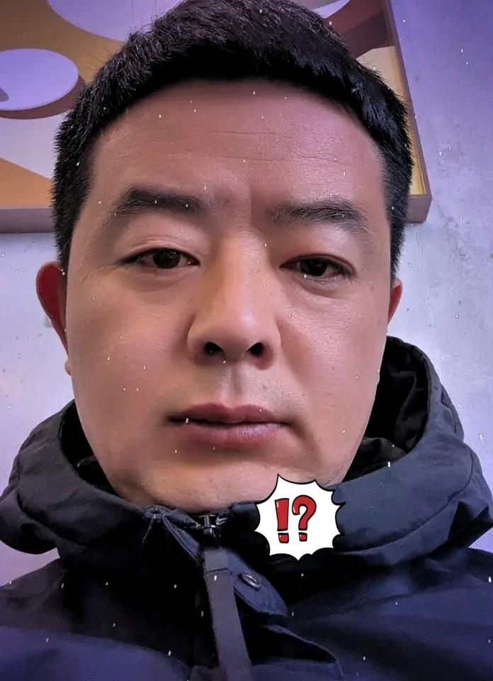 回家前说挺好，说没钱就没钱吧，明年再挣，天冷了，工地没活就早点回家吧，我信了，所