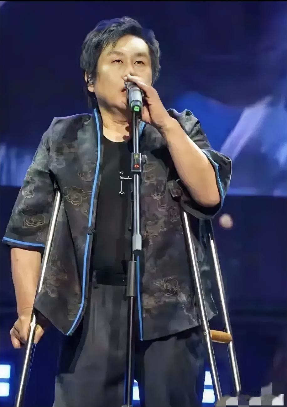 有些事，真的让人看不下去。南京大学汤家凤老师，直接打电话给延吉文旅：“郑智