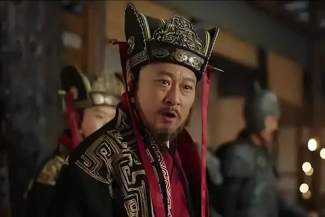 他说李林甫不能用，没人听。他说安禄山必须杀，没人听。大唐天子李隆基逃到四川，