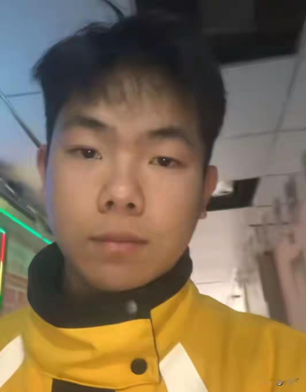 太可惜了！21岁外卖小哥金小武，救下了落水的父子俩，自己却因为力竭淹死了，在他的