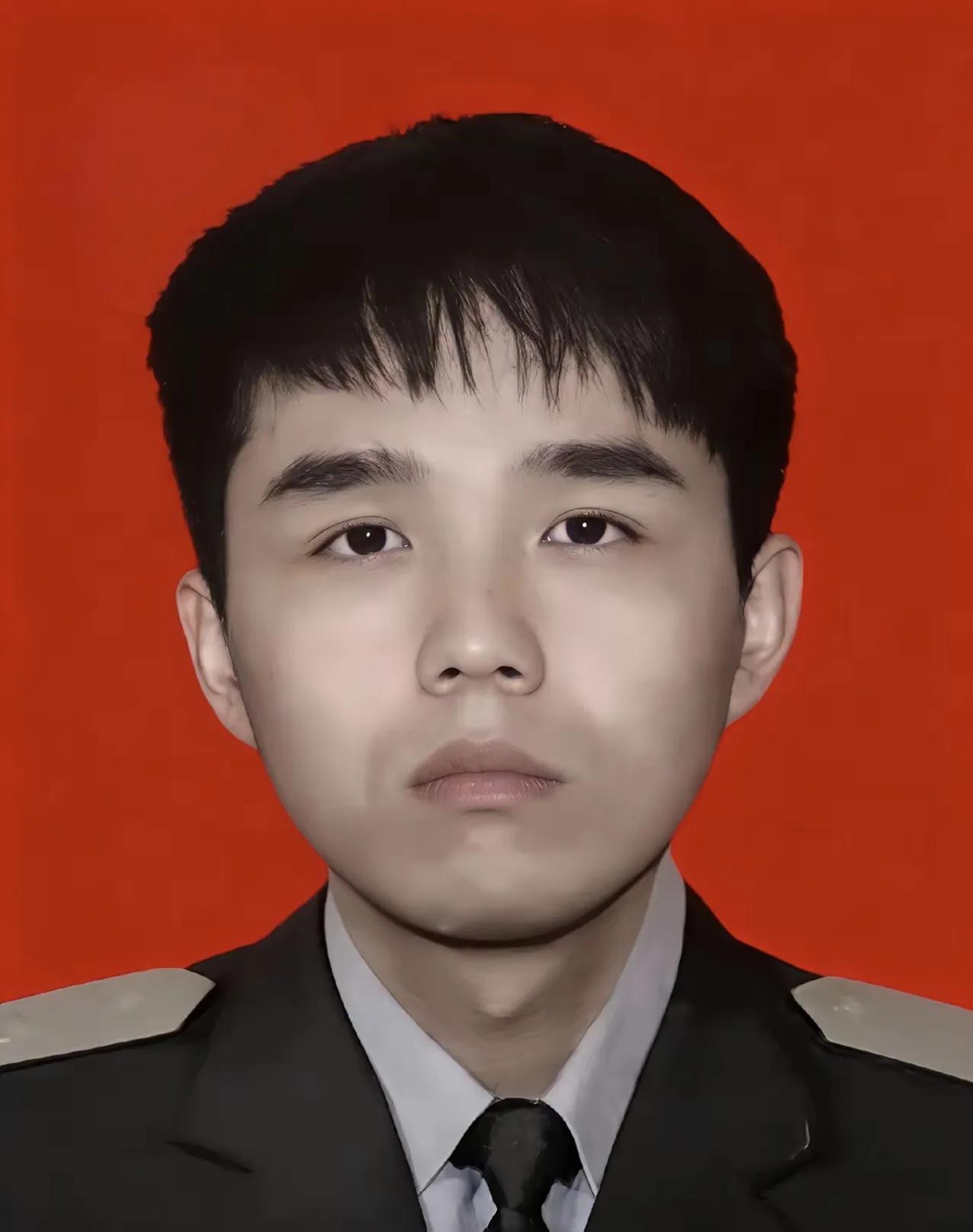 25岁森林消防员牛鹏飞壮烈牺牲，用生命守护山林，致敬平凡英雄！