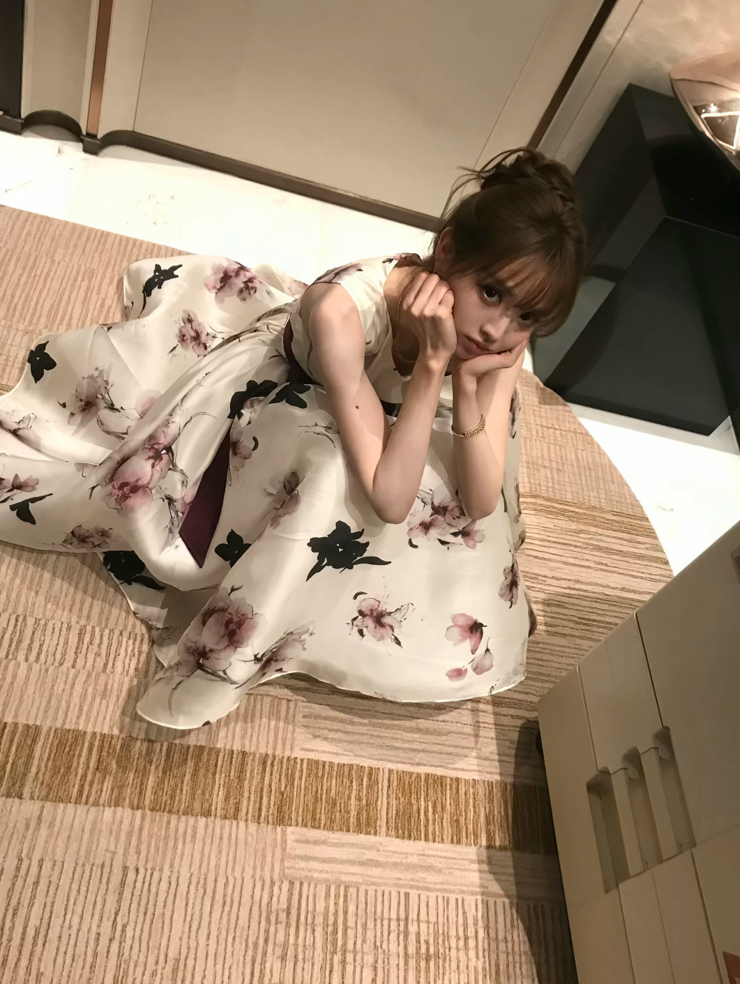 田曦薇田曦薇田曦薇田曦薇小猫公主转圈​​​