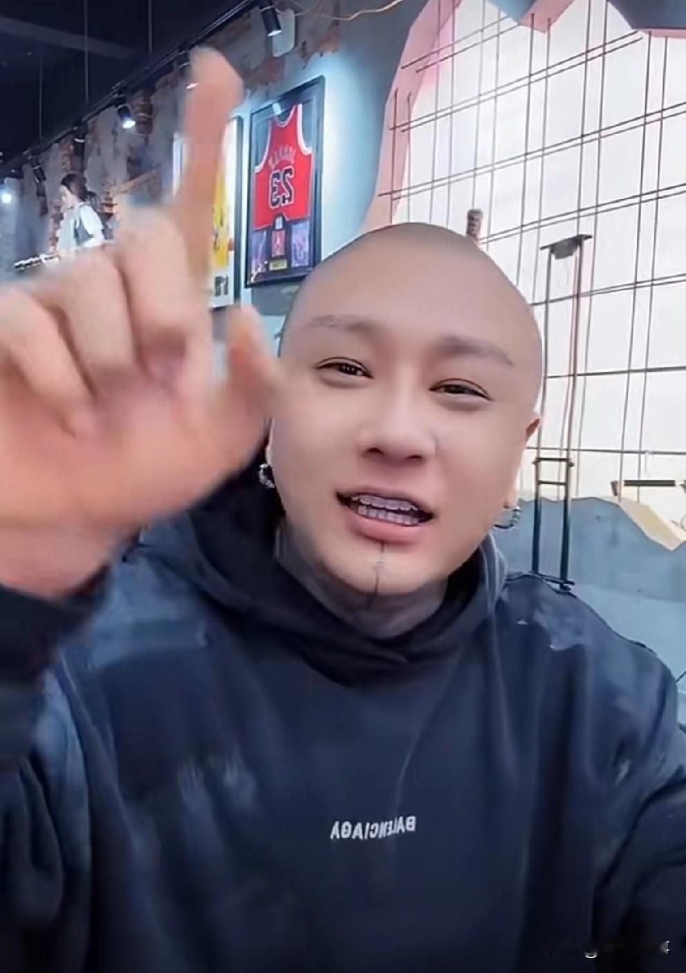 王小国警告“丈门”节奏粉！方丈停播了，归期未定！王小国