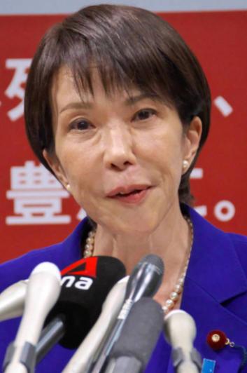 藏不住了！东海深夜这场隐秘对峙，彻底戳穿日本的小心思！日媒气急败坏爆料，7月