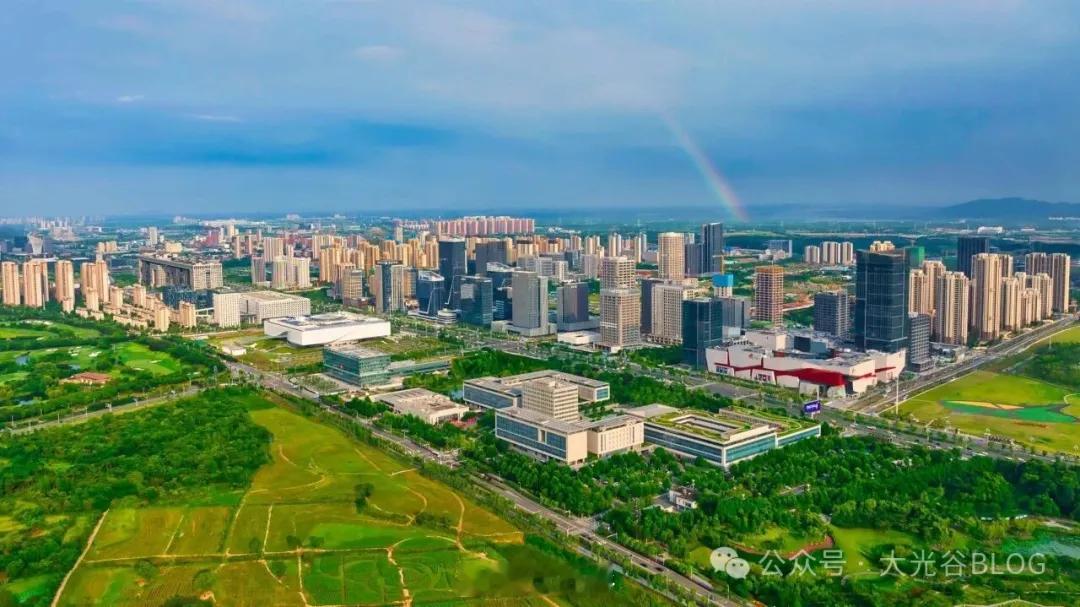 总投资超60亿！17家集成电路头部企业集中落地光谷8月22日，17