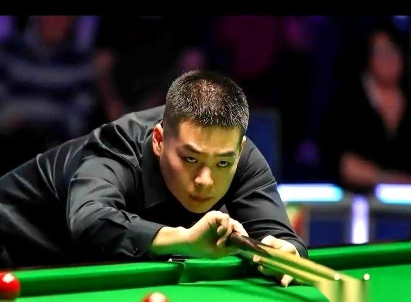 5比6。又是5比6。一个输给墨菲，一个输给霍金斯。就差一口气，就差那么一两颗球