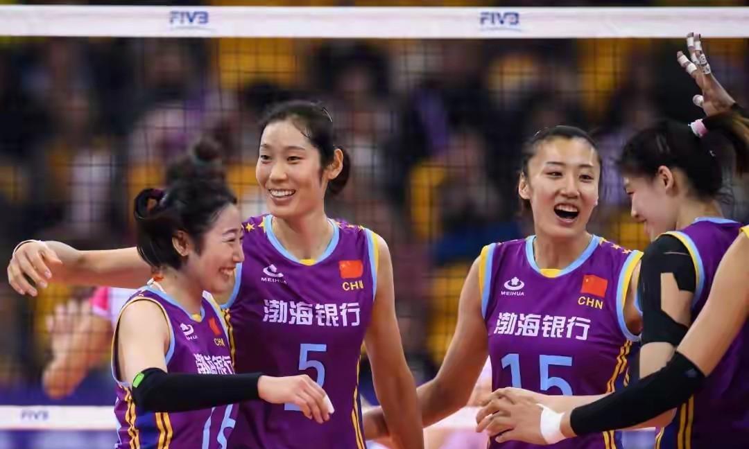 随笔。天津女排参加世俱杯共四次。看了这些照片，让人特别振奋。