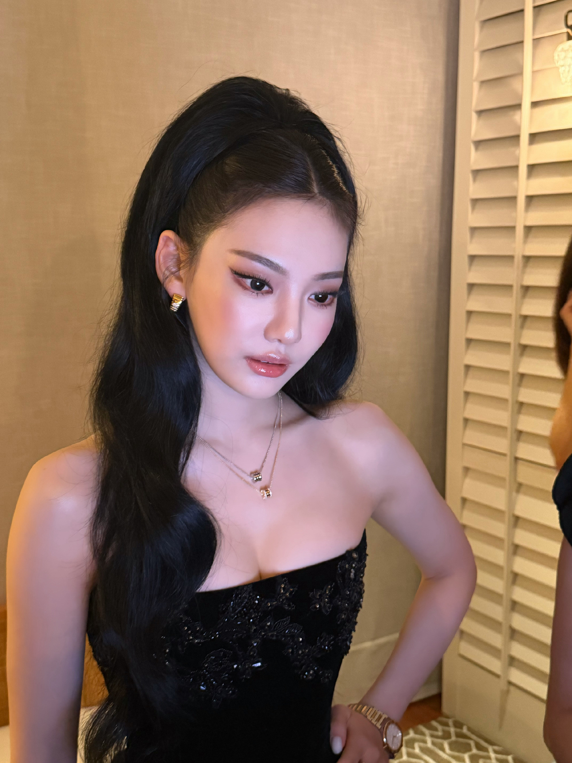 1.现在有一部中年古偶正在接触钟汉良，他没想到自己今年52了，还能接到偶像剧。2