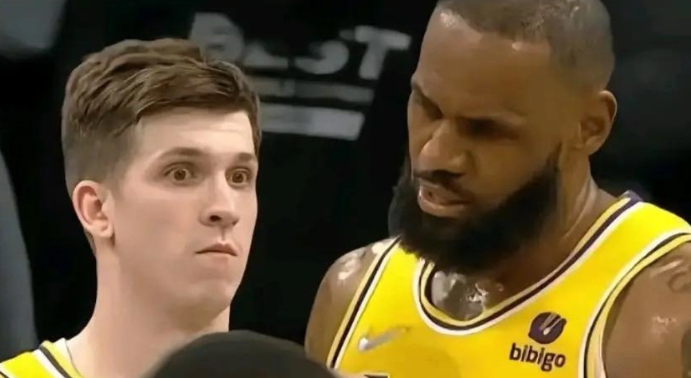 里夫斯：你们都知道勒布朗是什么样的人。他会把所有事情都分析得一丝不苟，所以我敢肯