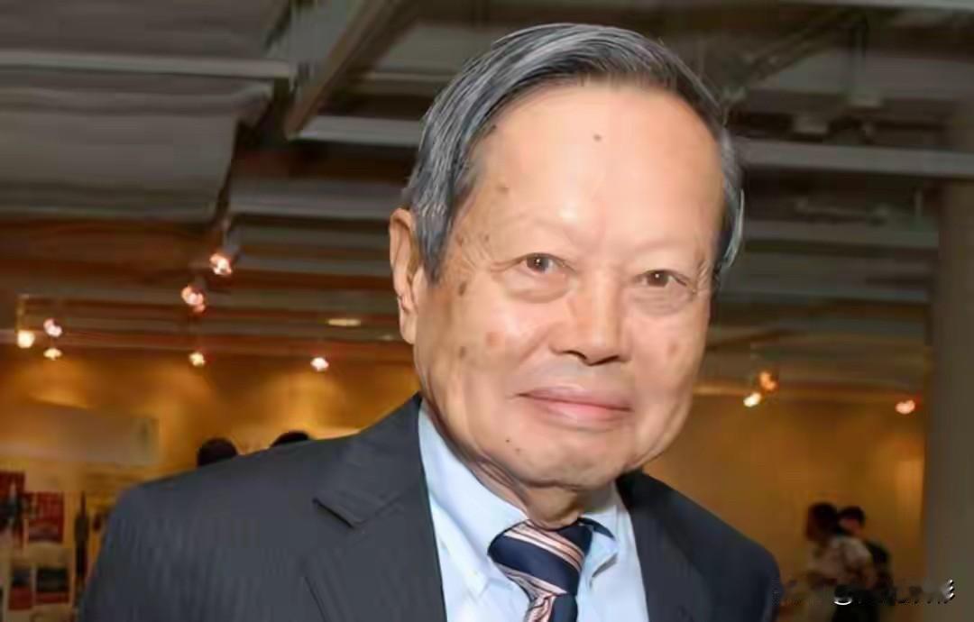 杨先生今天出殡，将要和谁一起合葬？先生是国家和世界的英雄家，和翁帆女士多年