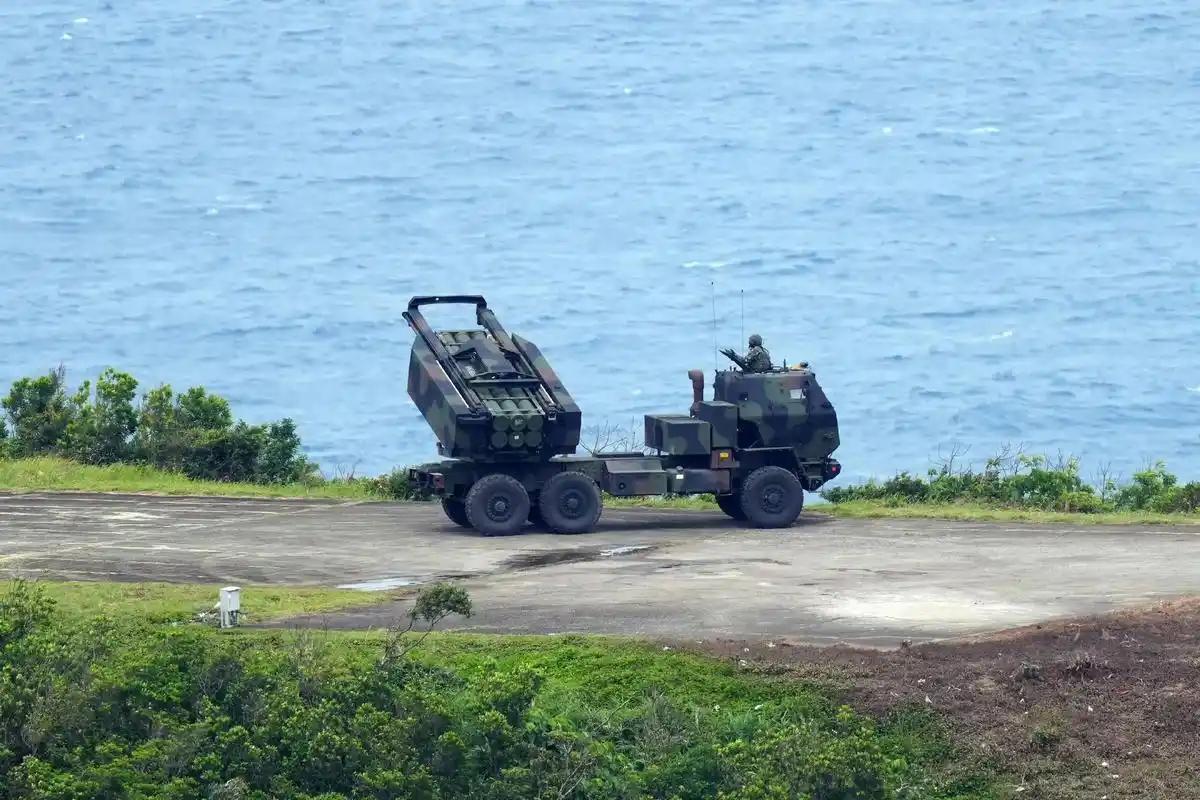 台军收到噩耗，武器被调走救援中东战场，美军或直接接管台军指挥.. 美国深陷中