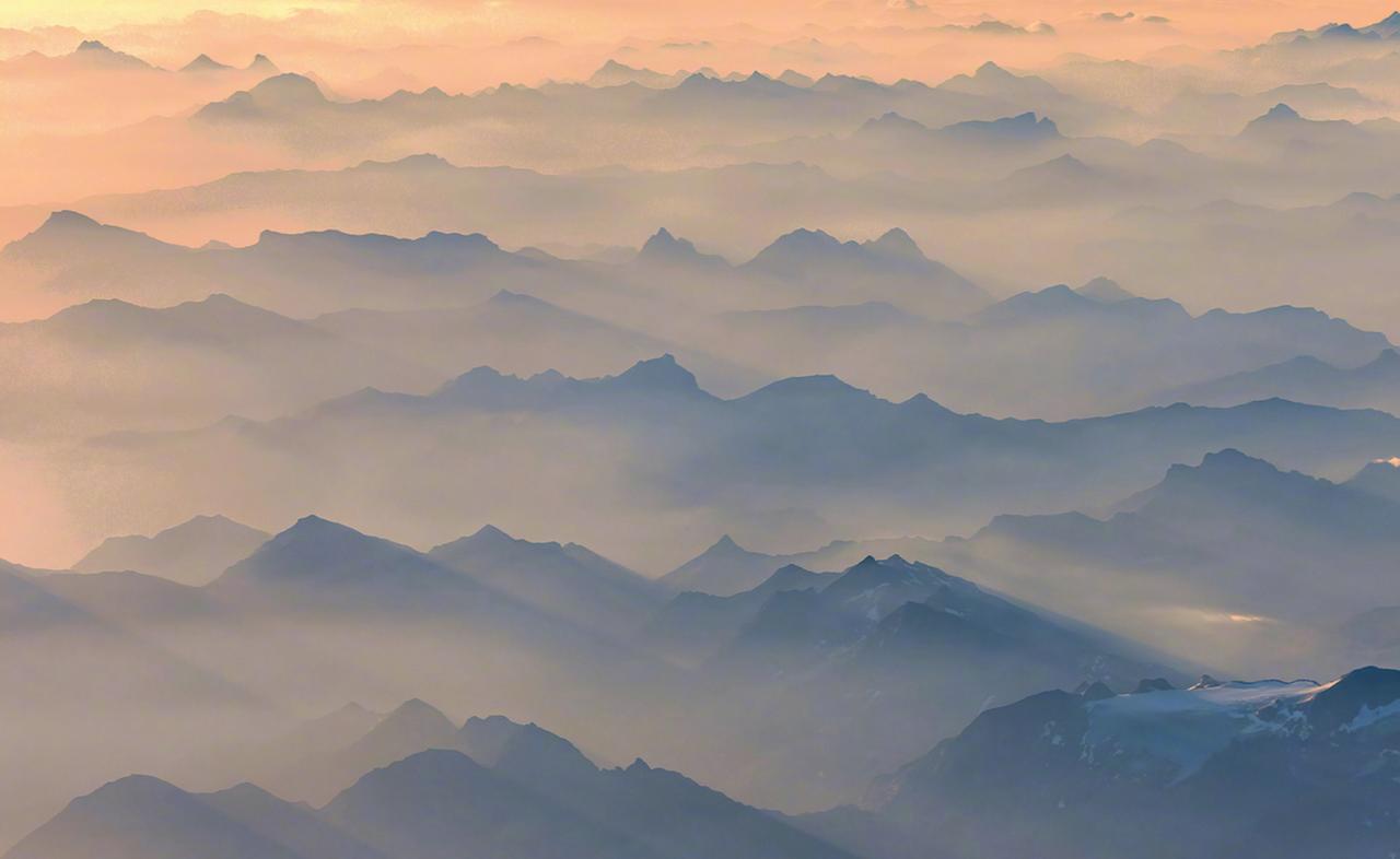 发现一个无比残酷、却又不得不承认的现实： 如果老人既没有积蓄，也没有退休金，