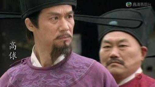 苏轼对高俅好，高俅记了一辈子，后来苏轼落魄了，一再遭贬，高俅却发达了，他没有忘恩