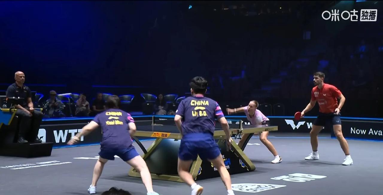 看看五局比分：8-11，11-2，11-7，8-11，11-8。整个比赛栋曼组