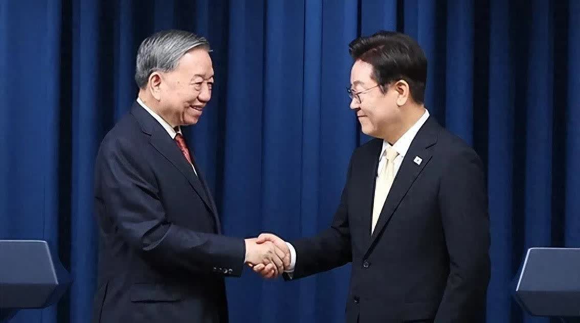 近期，越南领导人苏林就越南南北高铁项目同韩国总统李在明展开了对话交流，韩国方面表