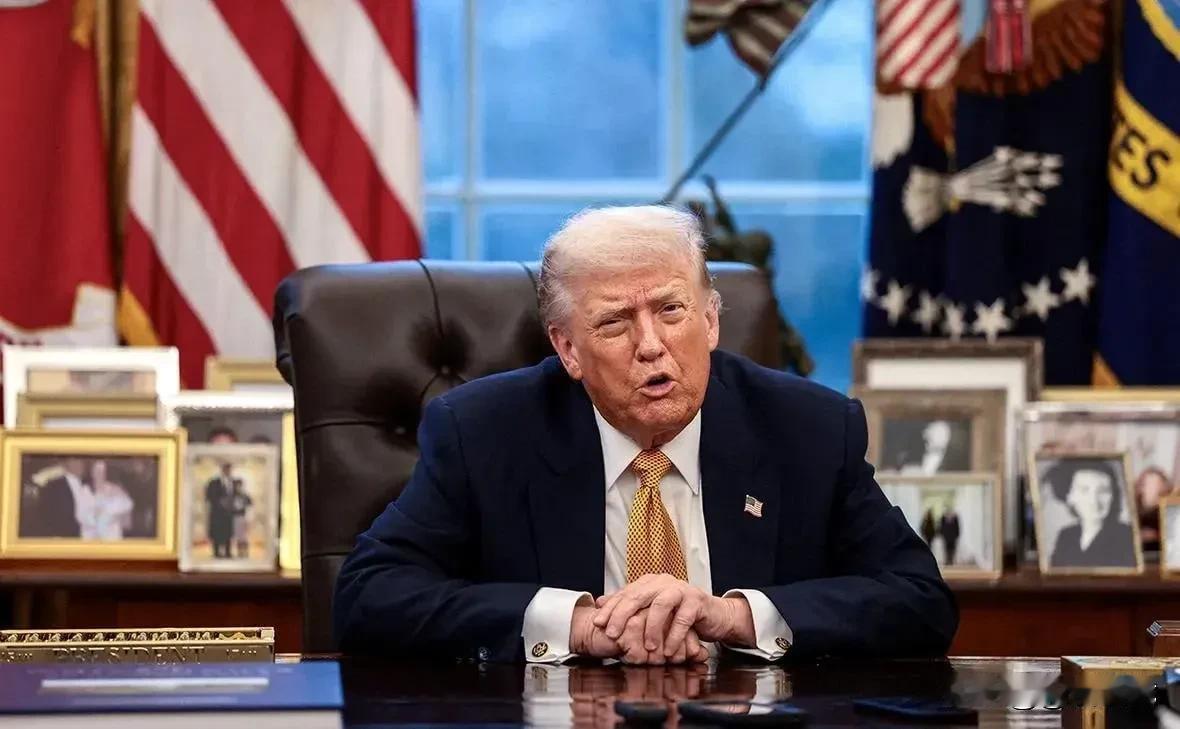 清醒的人特朗普总统是美国历任总统中较清醒的一个。他在20日推特上发文表露了真实