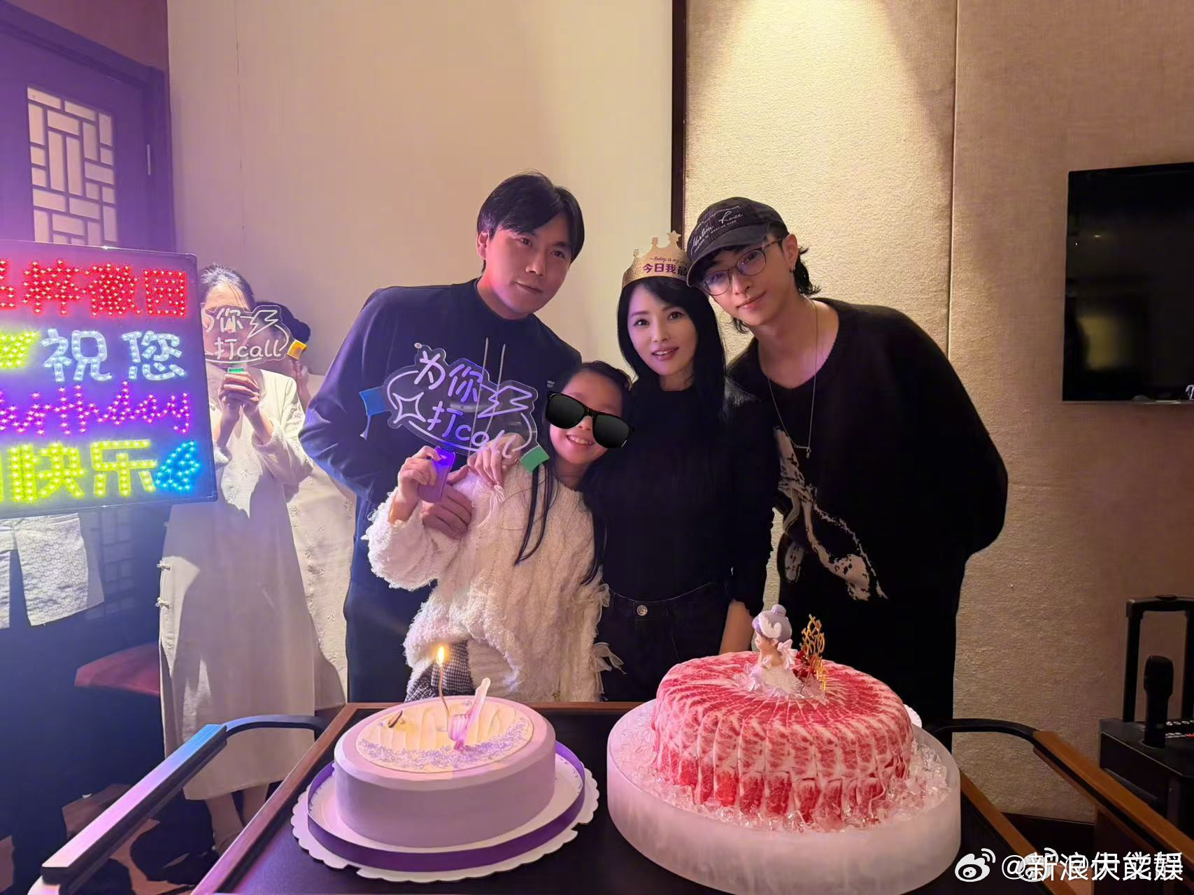 伊能静晒58岁庆生照伊能静58岁不过是个开始伊能静发长文纪念58岁生日，她透