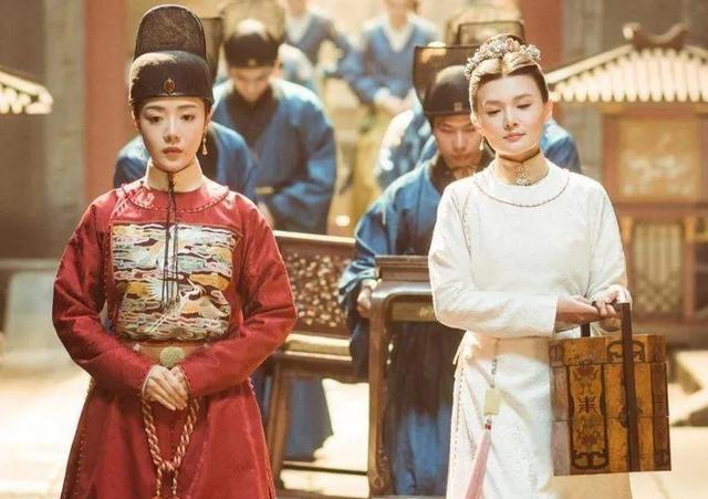 1561年，嘉靖皇帝喝醉了酒，召幸13岁的小宫女尚氏。玩到尽兴时，尚氏在帐子里放