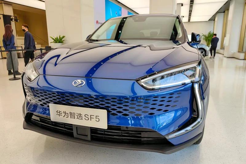 赛力斯：已向华为支付115亿元赛力斯这次在收购股权上可是下了血本！9月29日公