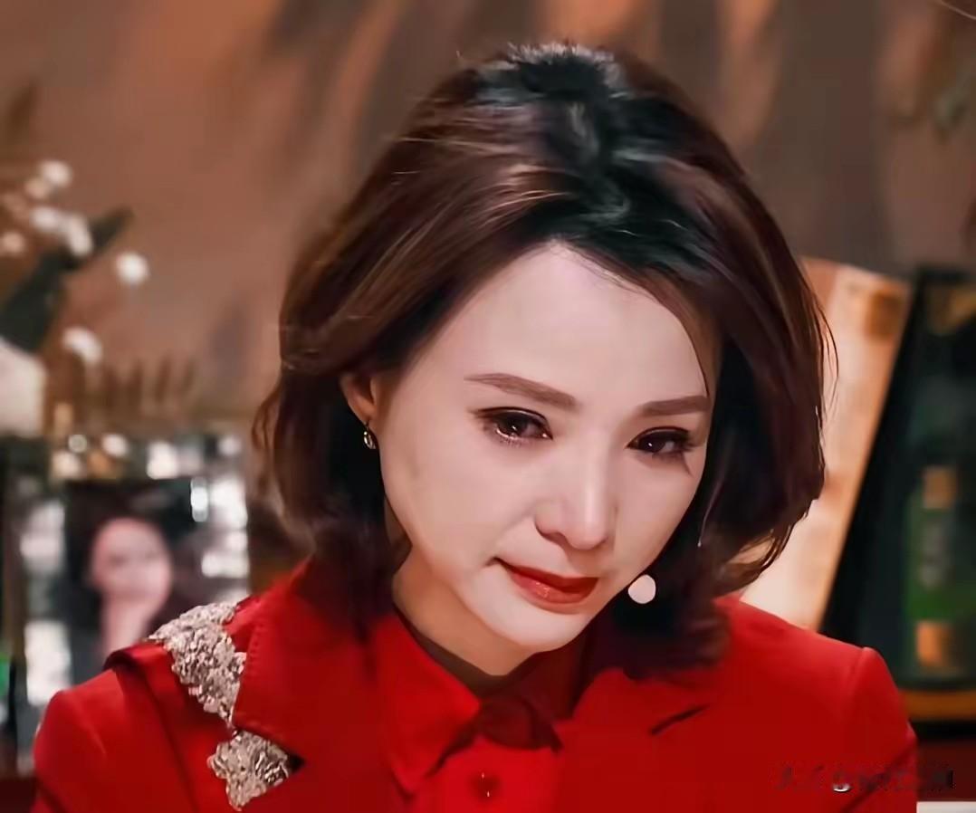 密春雷估计后悔死了。本来百亿身家风光无限。但是他无论如何都没有预料到，娶