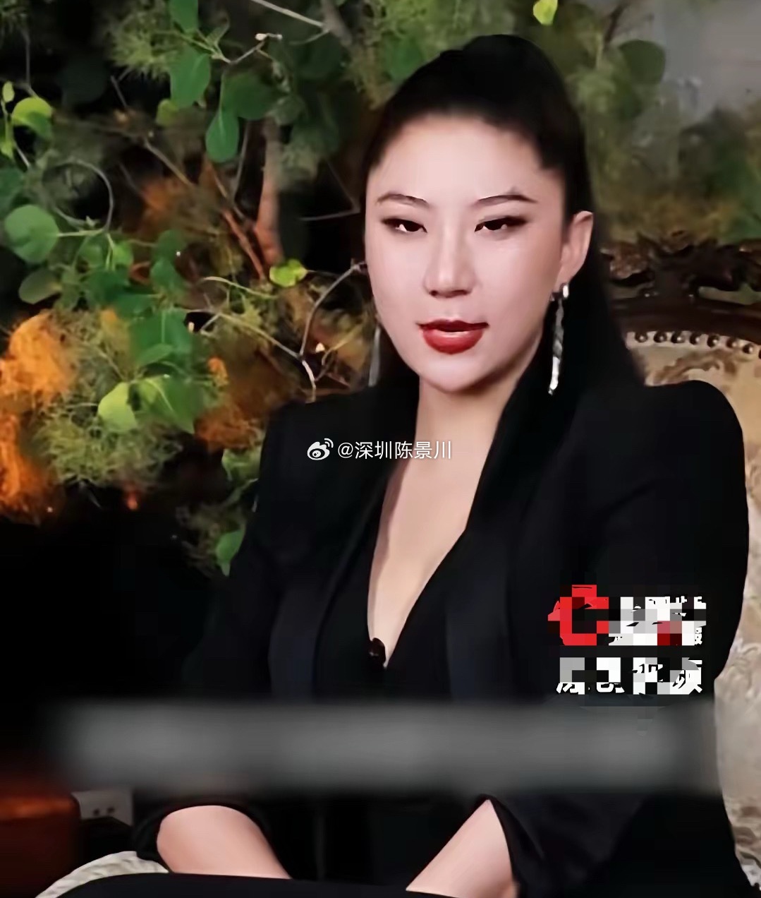 coco说：谢贤先是跟我说上海房地产很好，建议我买房；后来就跟我讲小金鱼（黄金）