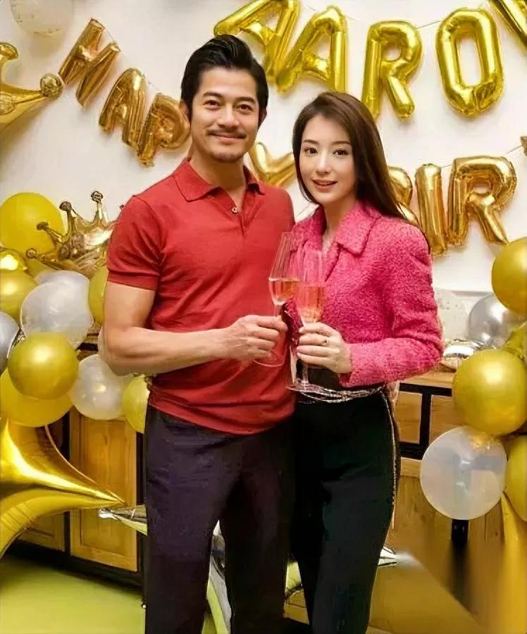 郭富城半夜躲被窝偷笑方媛生了！60岁天王宠妻太狠郭天王这次是真的开心坏了