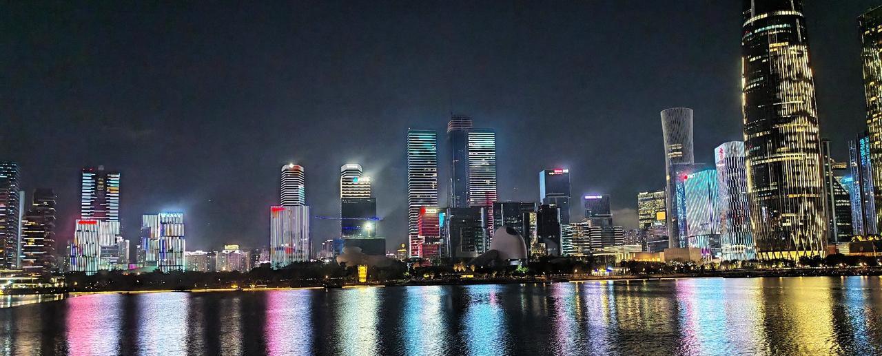 台北这个事儿我捋了捋，是这样的。四年前妹妹和姐姐大吵一架，給姐姐气跑了，从此失