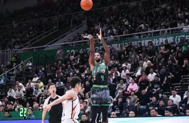 多方消息CBA下赛季单节10分钟