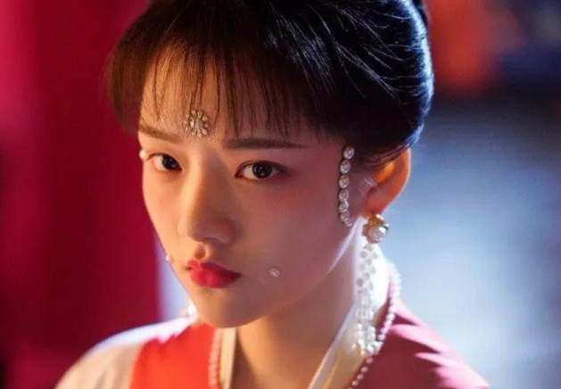 公元1080年，年仅30岁的宝安公主，死在了乳母怀中，此时，驸马正与小妾纵情酒色