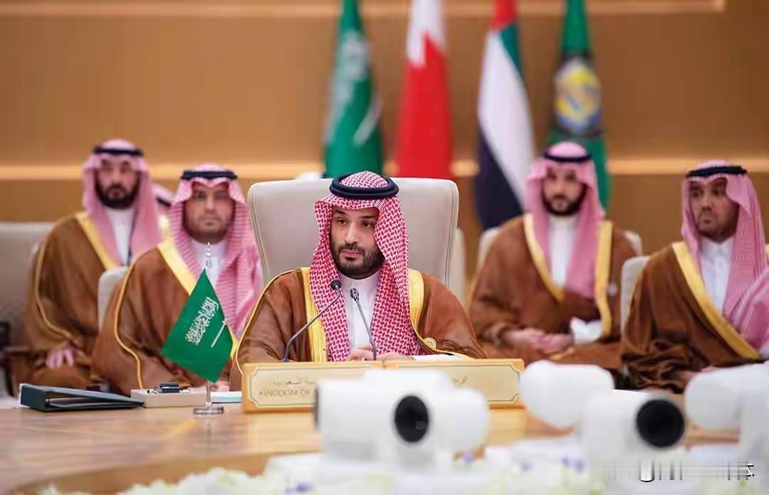 美国不卖F35就硬气？沙特直接下单中国隐身机，西方彻底坐不住！美国以为卡着