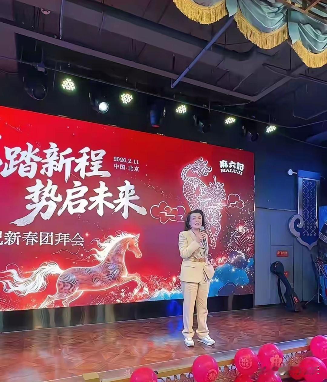 看看汪小菲对张兰有多抵触和不认可，之所以还同台，不过是张兰还有价值，而且企业里面