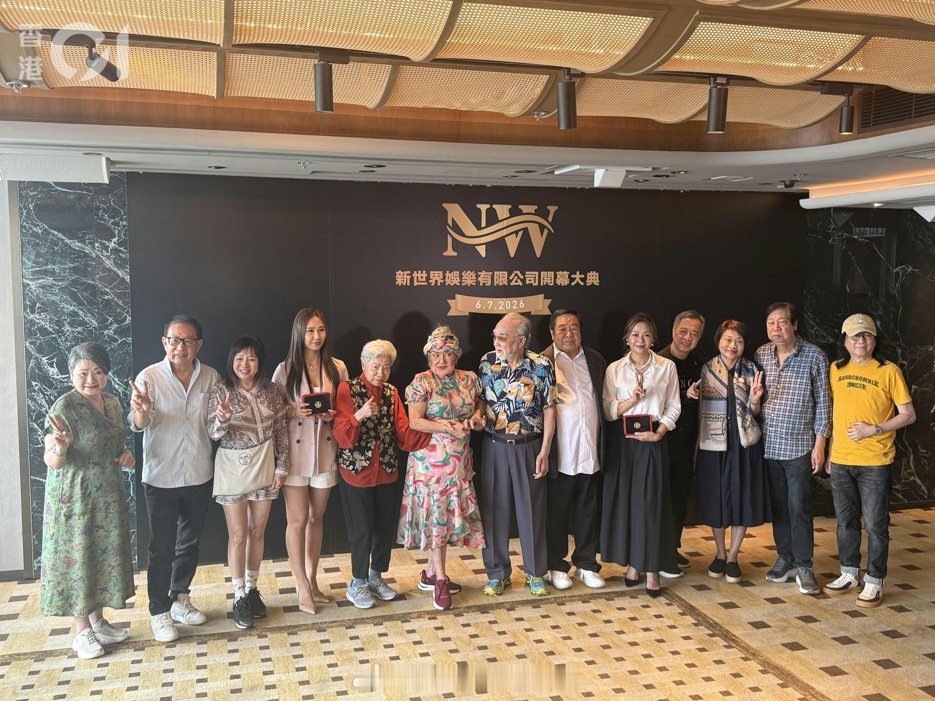 91岁罗兰现身记者会辟谣与胡枫黄昏恋，坦言和对方亡妻是老友：要清楚自己的位置7月