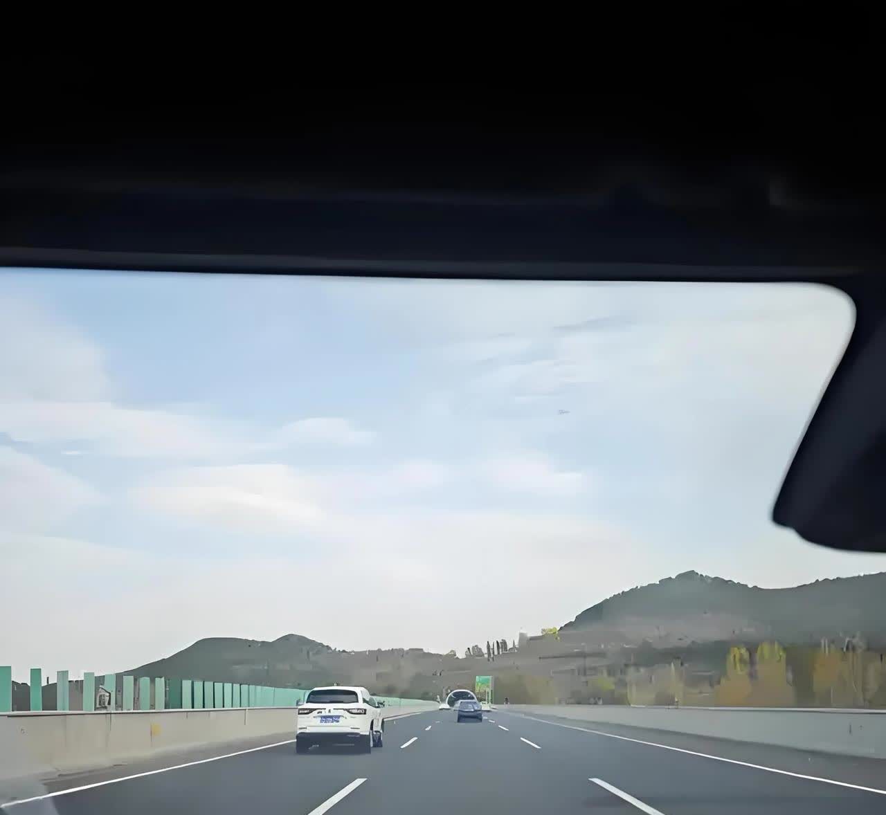 爸爸开了半⁫辈子⁫⁡车⁯⁣‌﻿​，⁫⁯⁮他⁬教⁢我⁤的⁪⁭‌12个开⁭车⁪⁭技