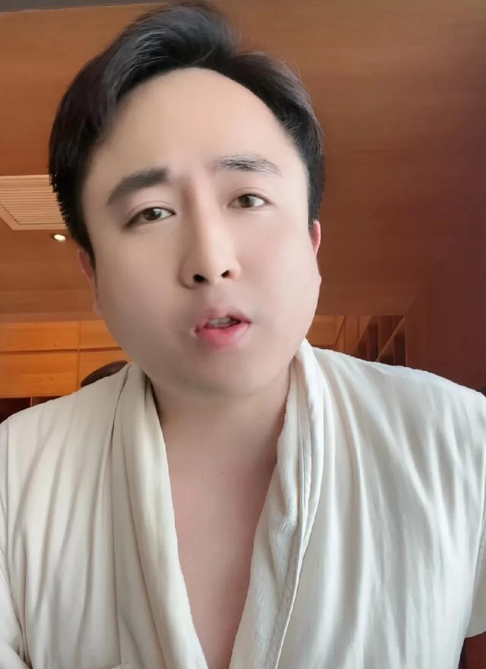 驴姐分析散打真真就是炒作，傻子太多了！散打找800个小姐姐也不