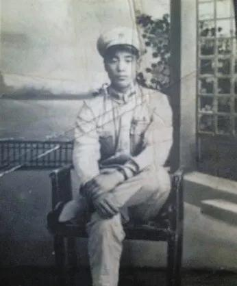 1944年，八路军干部陈克被俘，敌人把他押到刑场杀害，可行刑当天，一个汉奸抓来一