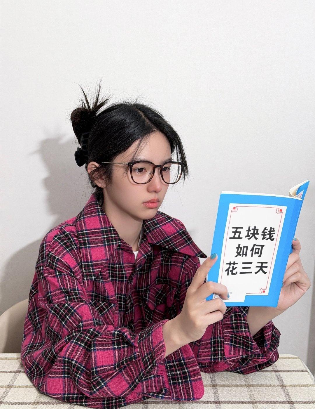 周也zy周也我的技术可以开个蛋糕店吗周也你好1983这么美给你一个爱上我