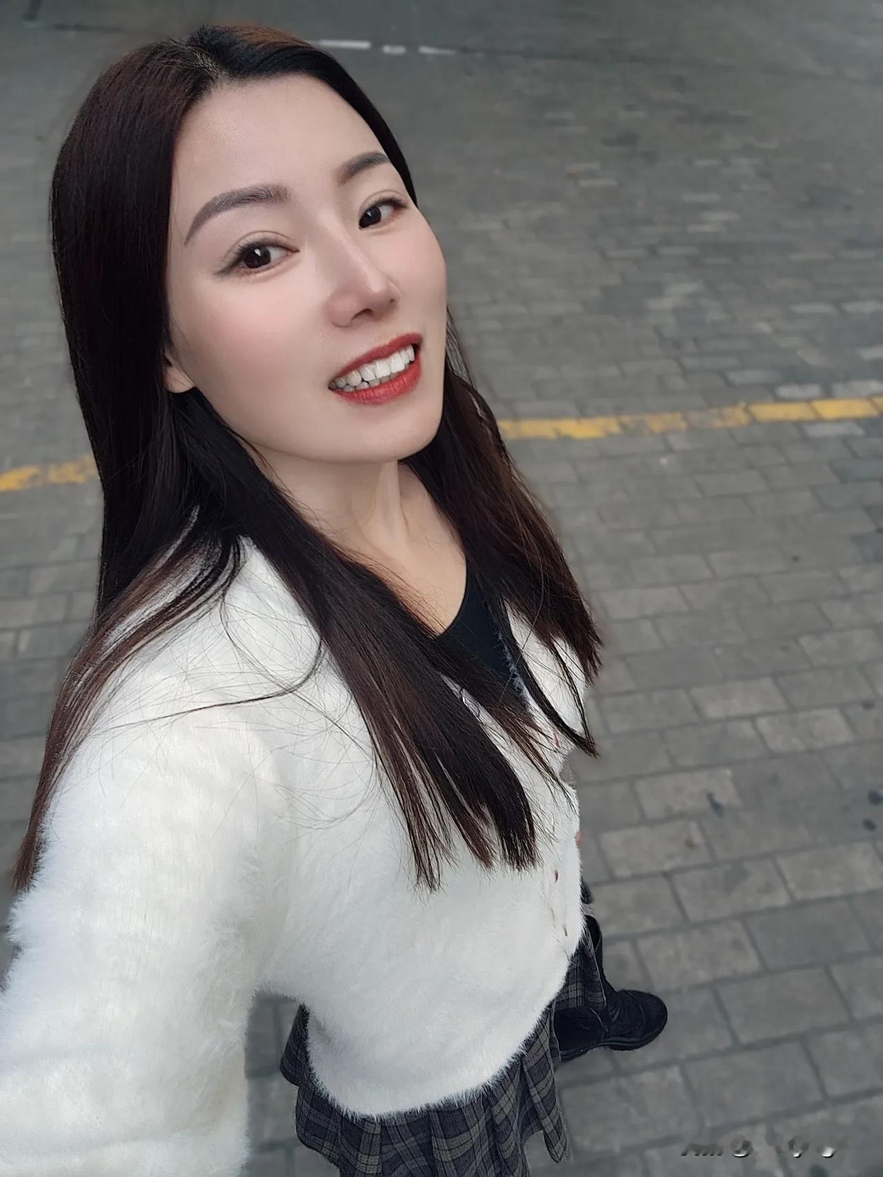 快乐不需要理由，只需要一个简单的心态。对快乐的感悟只要有个好心态