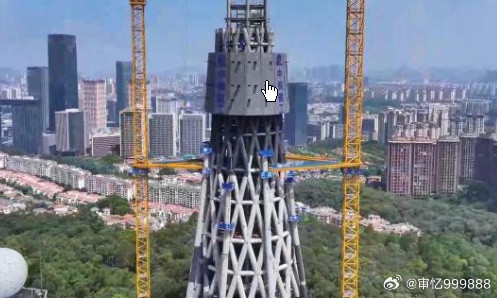 广州番禺小蛮腰气象塔主体结构初现,为泛珠三角地区的农业、交通、能源、民...